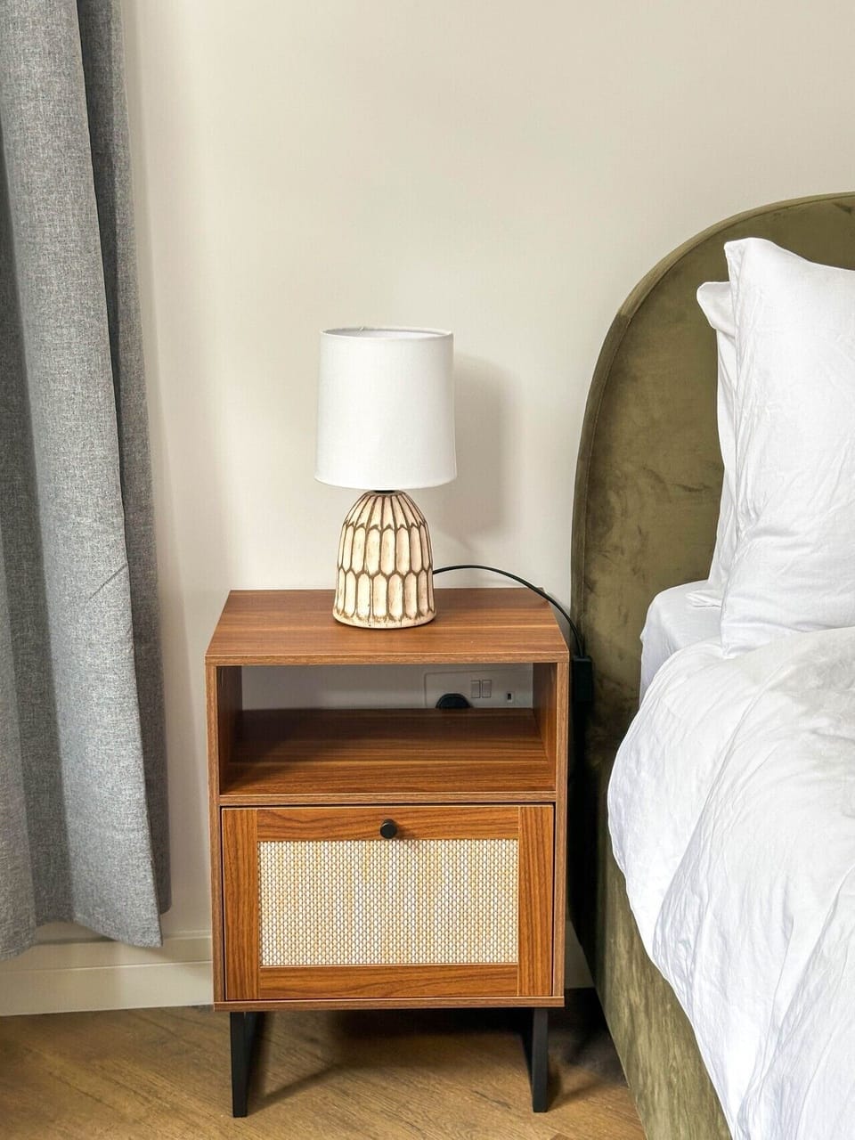 Bright Studio | Barons Court | Self Check-in