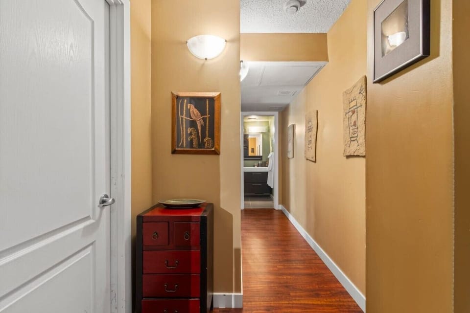 Suite entrance