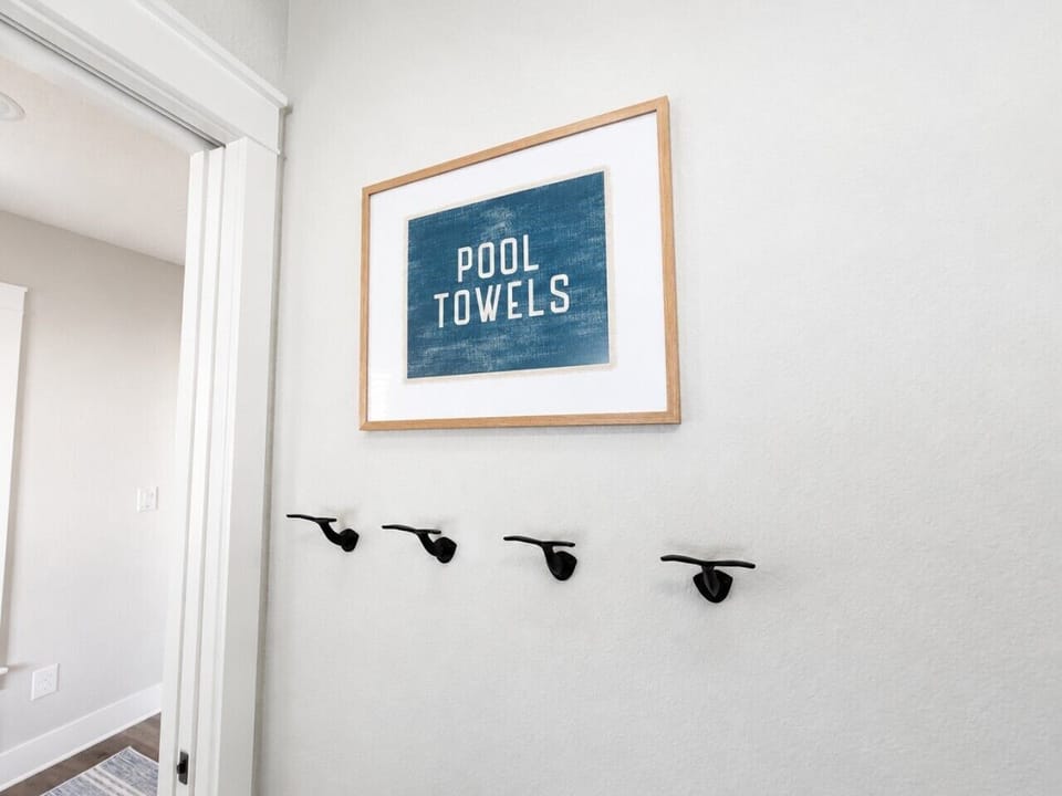 Accent Hooks