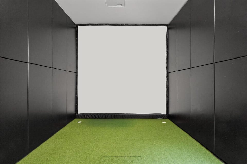 Golf Practice Room
