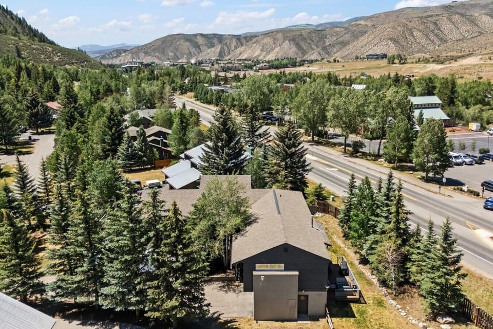 Fantastic Eagle Vail location between Vail and Beaver Creek