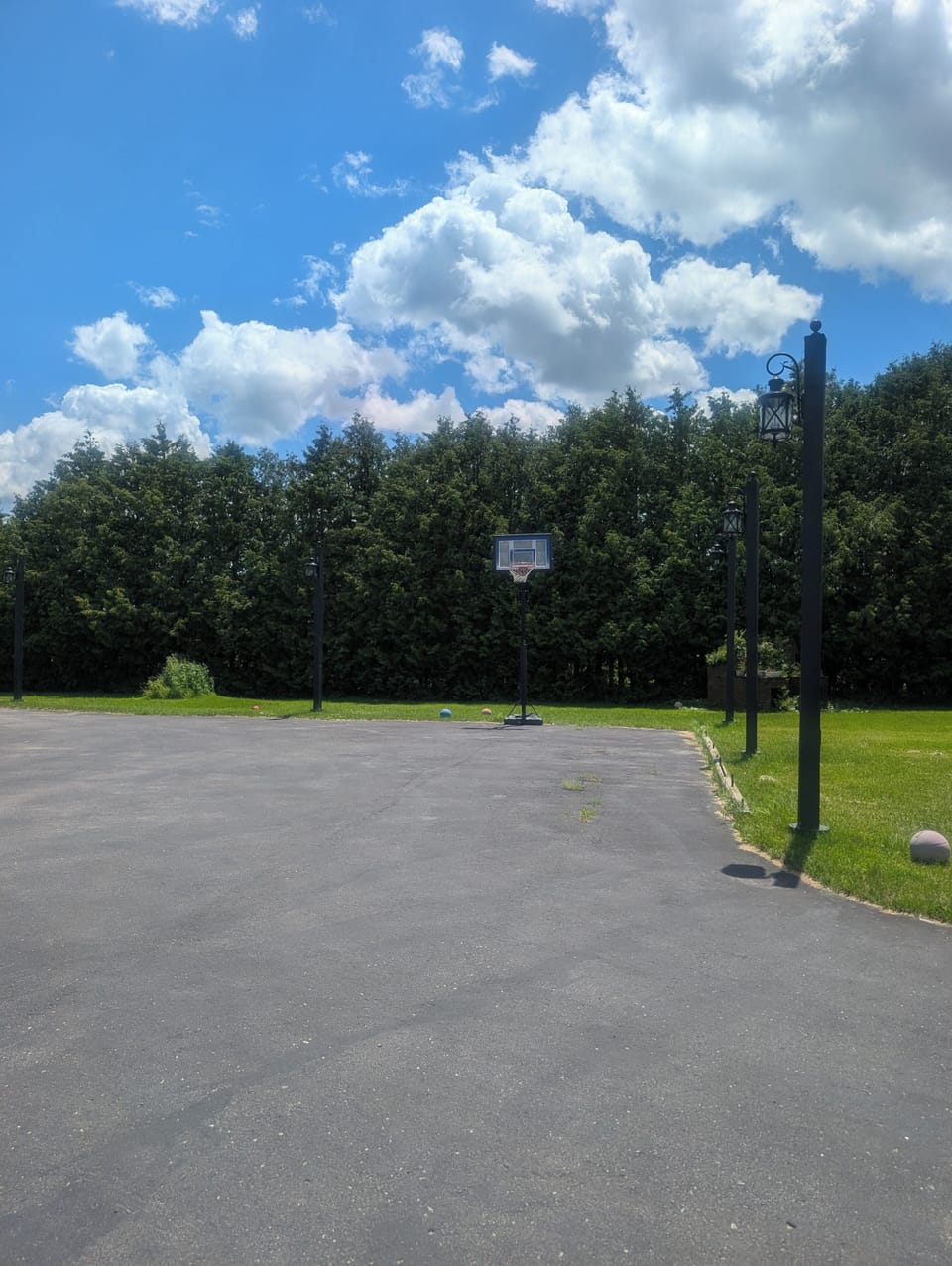 Sport court