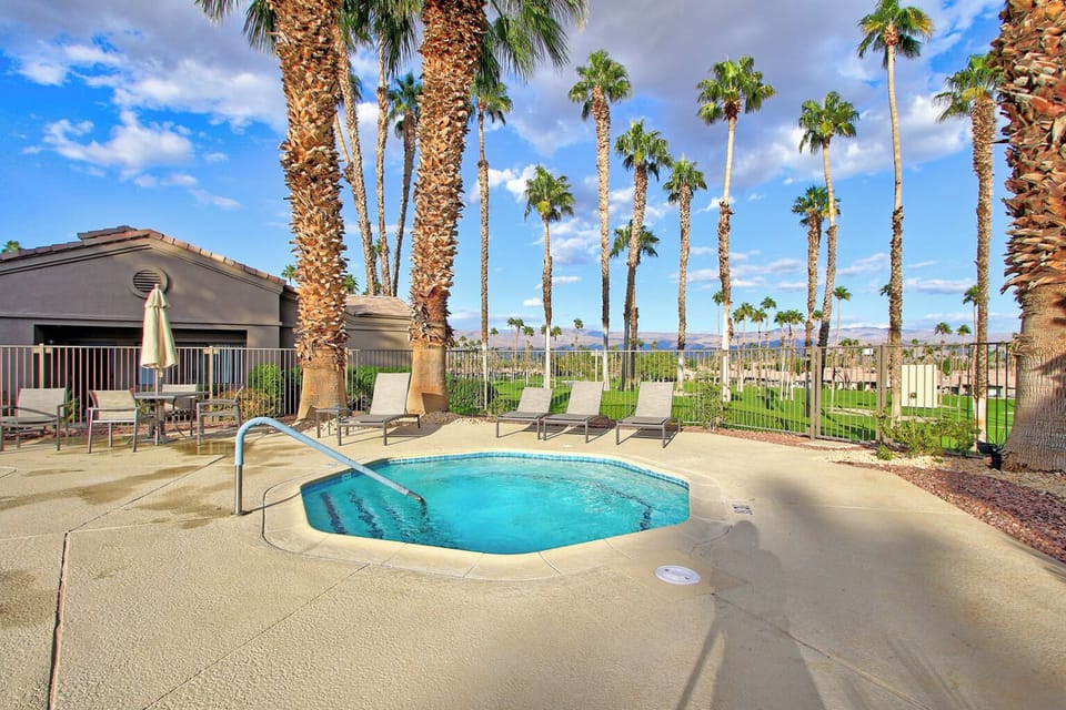 Palm Haven's neighborhood spa is just as close as the pool.
