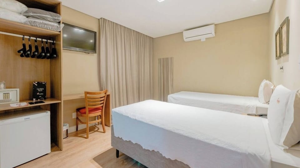 Bedroom. Interior and views may vary based on location and availability.