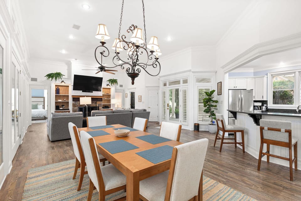 Dining table with seating for 6 and an additional 2 bar stools