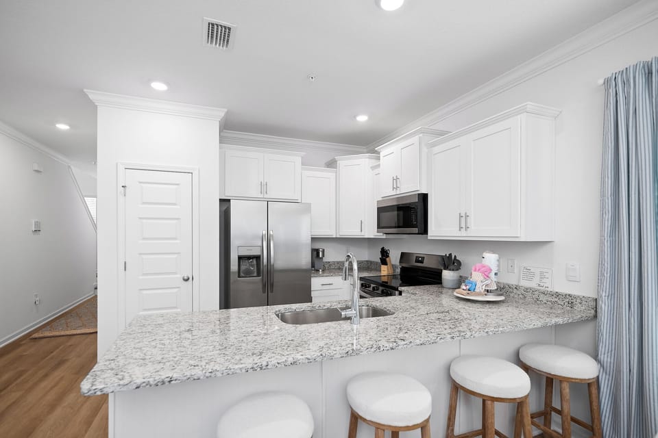 Lost Bay - Orange Beach, AL - Signature Properties