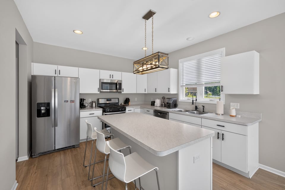 Indoors, Kitchen, Appliance, Refrigerator, Microwave
