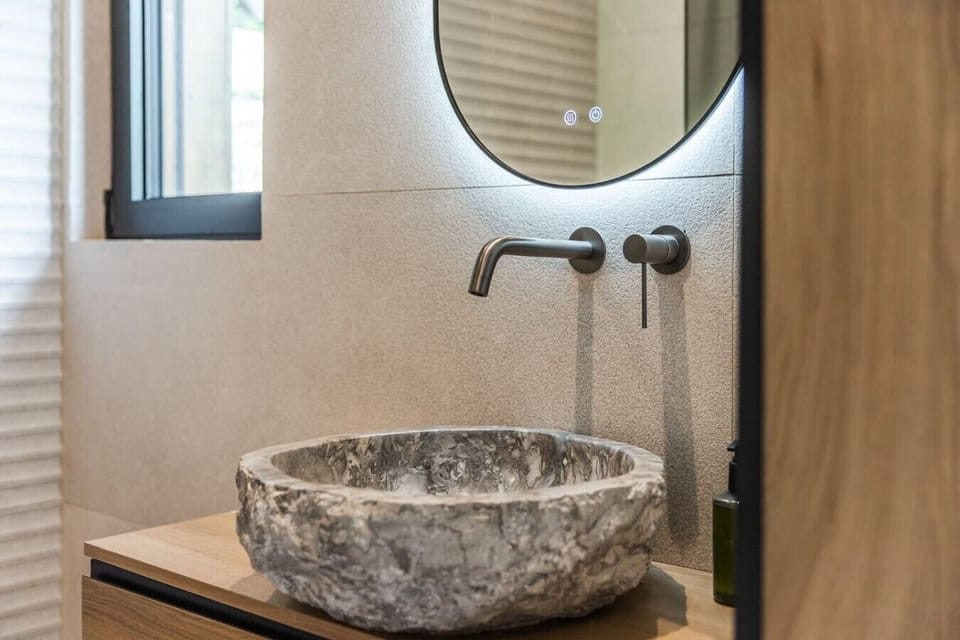 Bathroom details