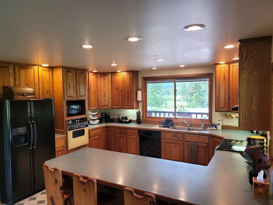 Spacious kitchen outfitted with cookware