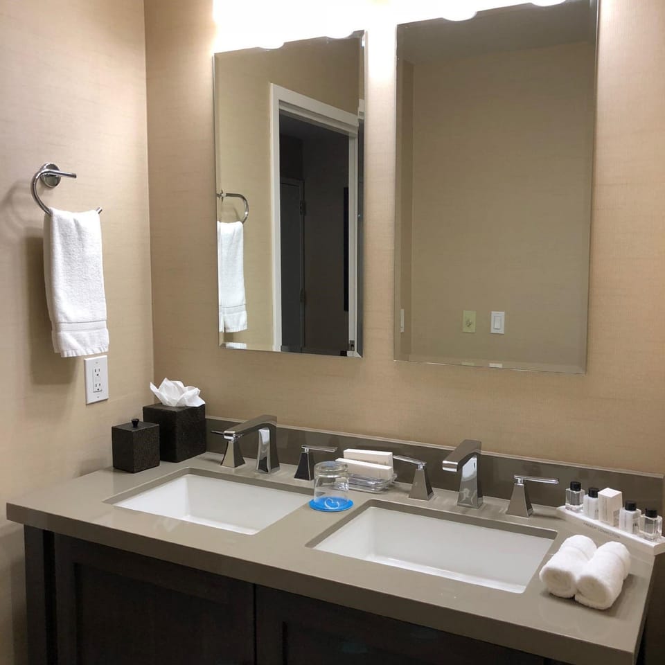 Stretch out in a spacious suite with inviting lounge chairs.
