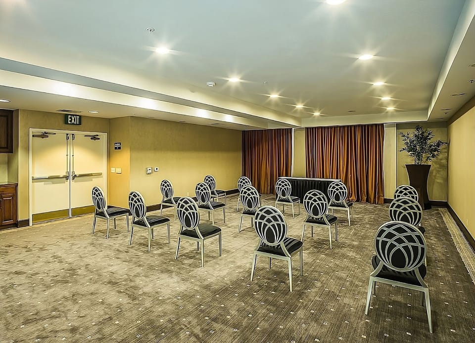 Pamper yourself with spa-like counter space and plush towels.