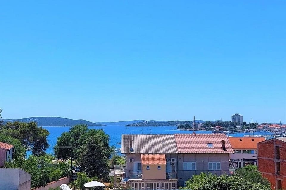 Balcony 1