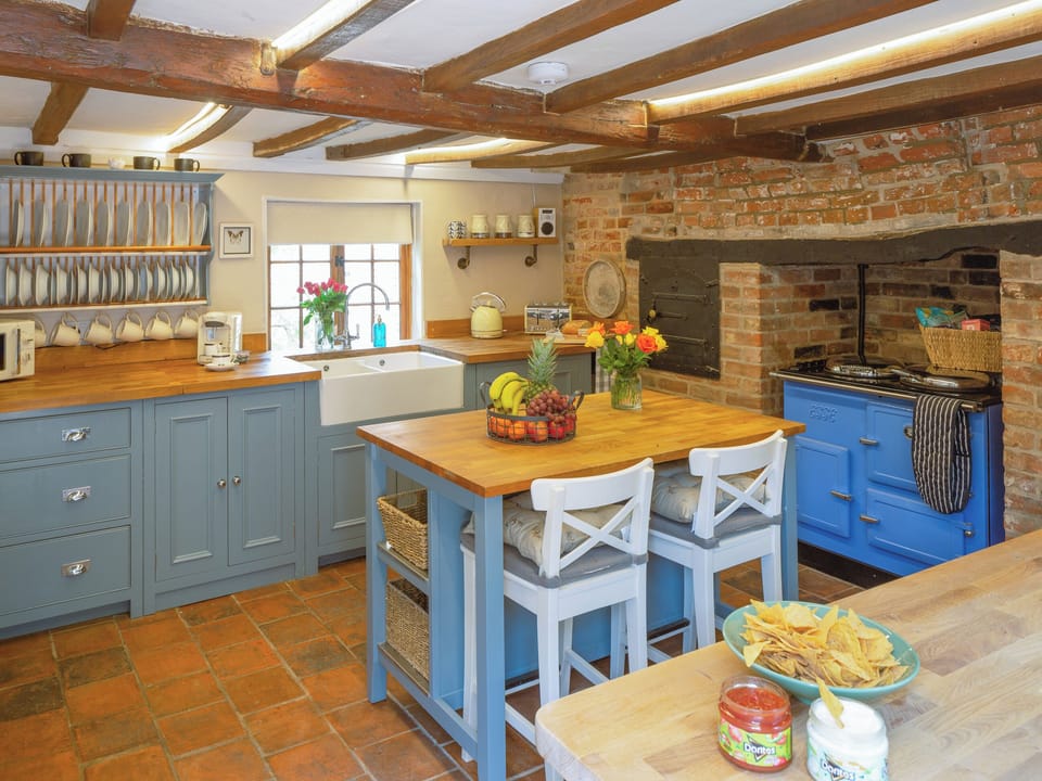 Kitchen/diner | Vine Cottage, Stowmarket