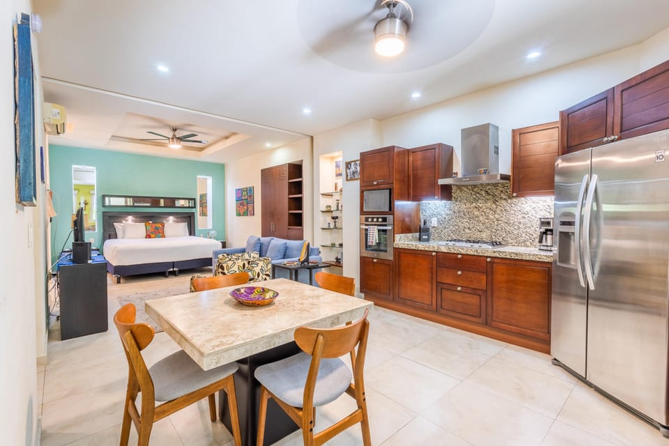Condo - Image 5