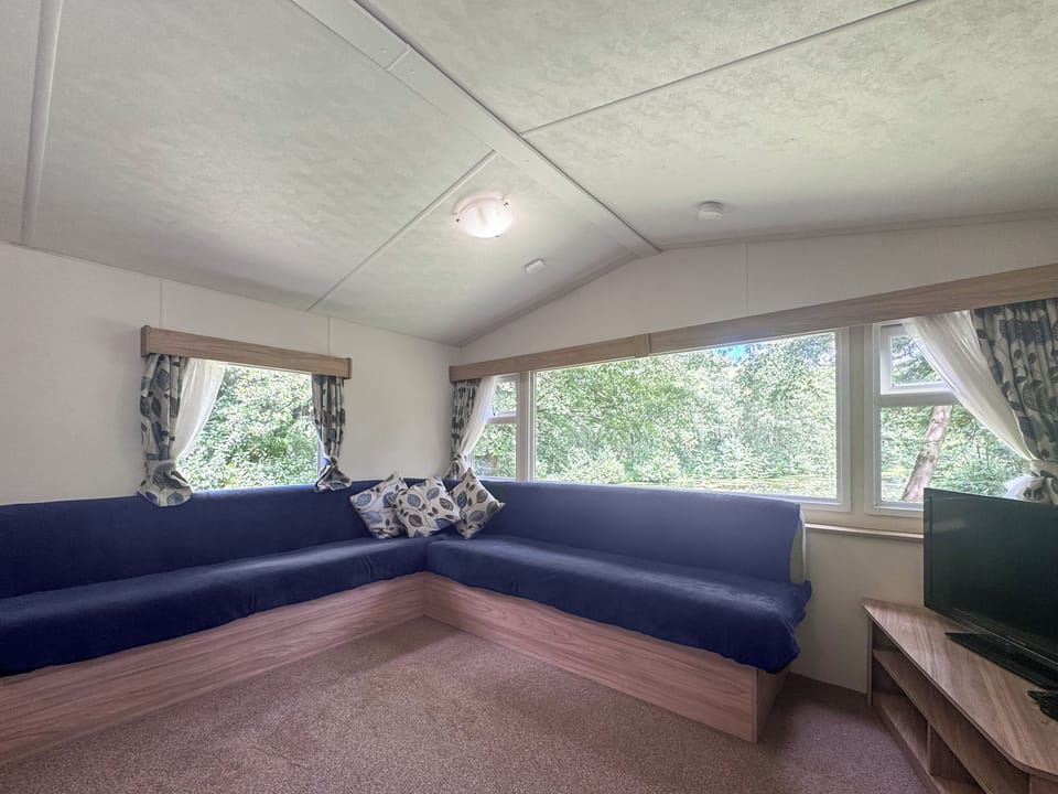 Open plan living space | Mallard - Hevingham Lakes - Norfolk Caravans and Camping, Hevingham