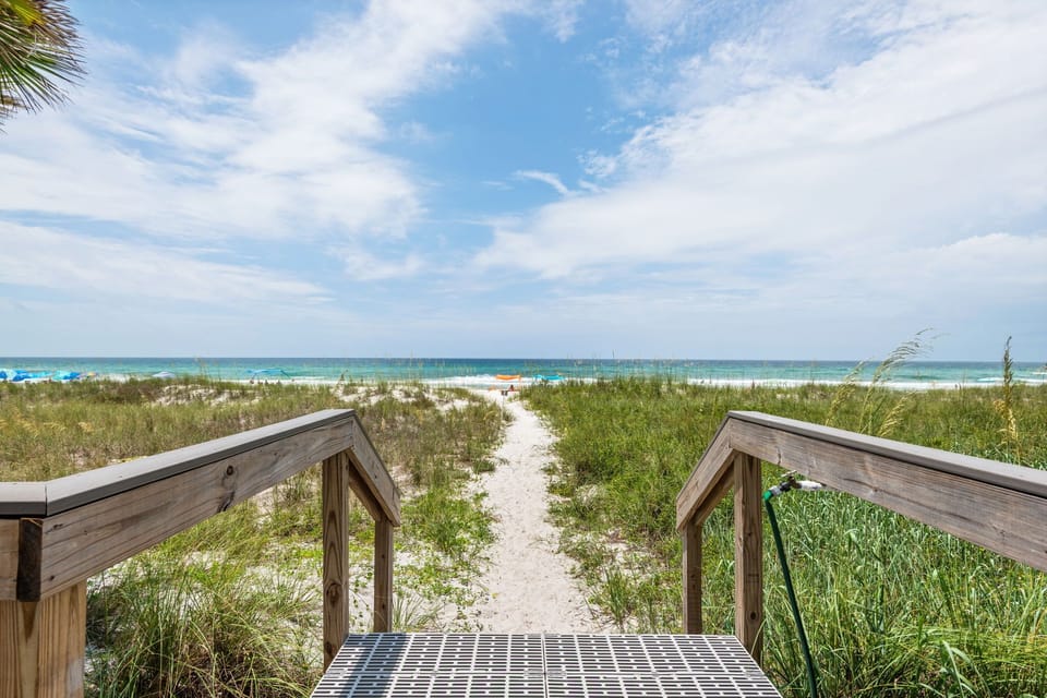 Emerald Dream - Shores Townhomes 102