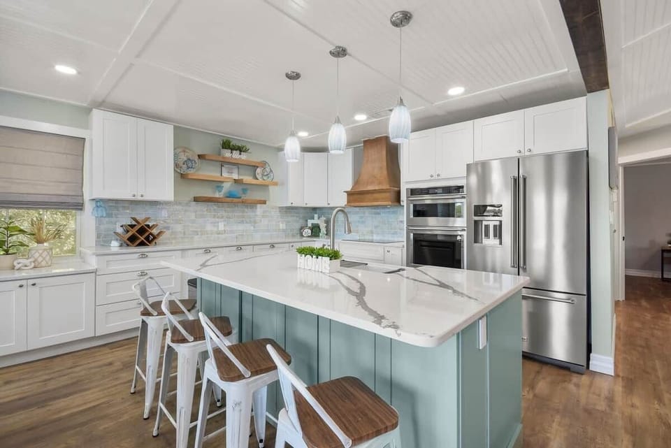 Kitchen, Fully Stock