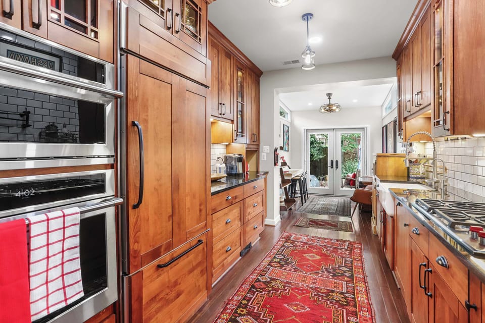 Fully equipped kitchen
