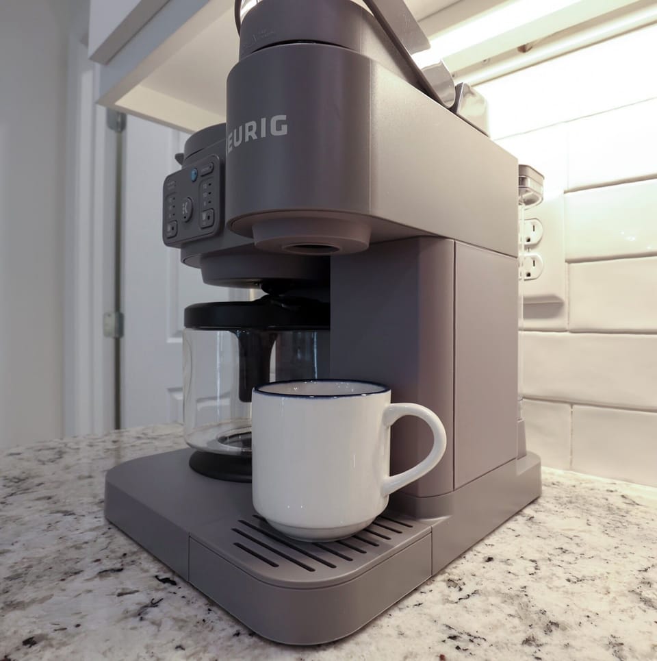 Kitchen duel coffee maker