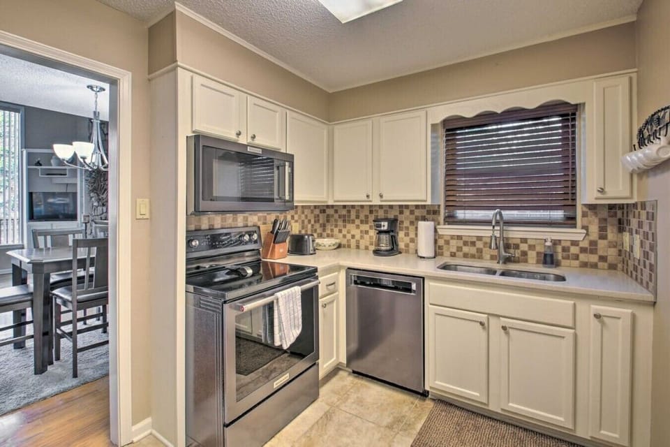 Kitchen | Stainless Steel Appliances | Coffee Maker & Dining Area Access
