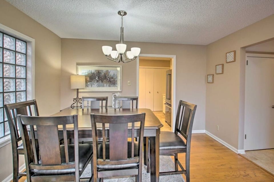 Dining Area | 6-Seat Table | Chandelier & Hardwood Floors