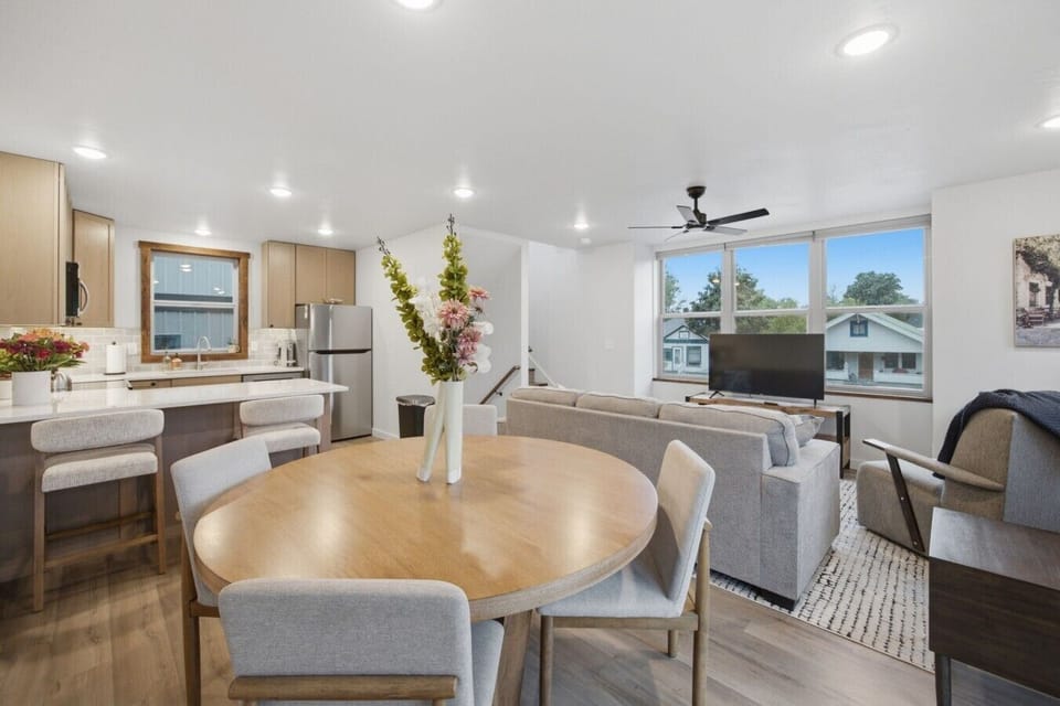 Dining Room Table Equipped for 4 people