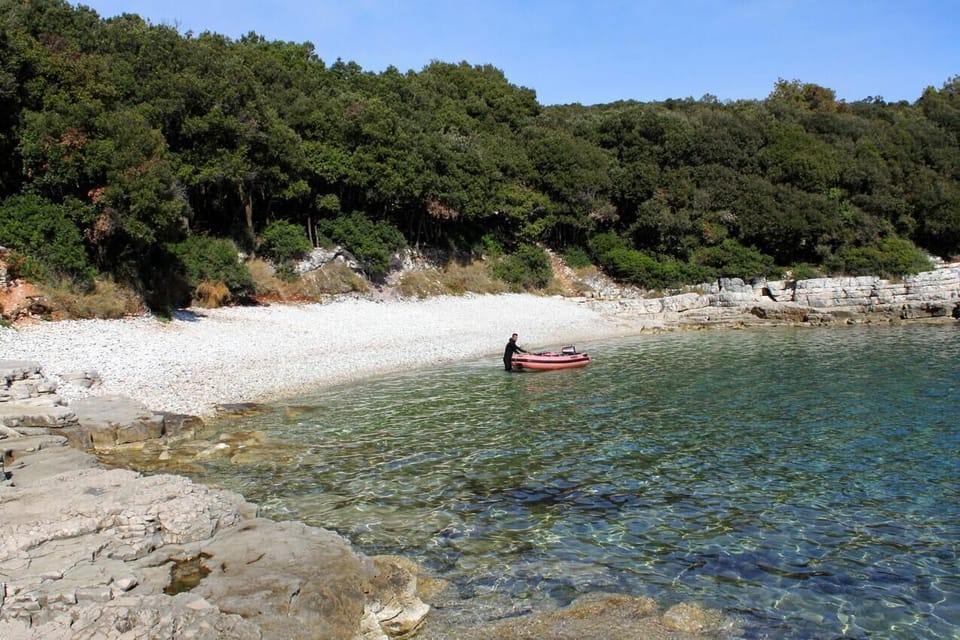 Nearby beaches
