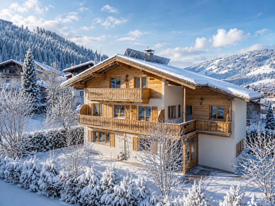 Holiday Home Exterior [winter]