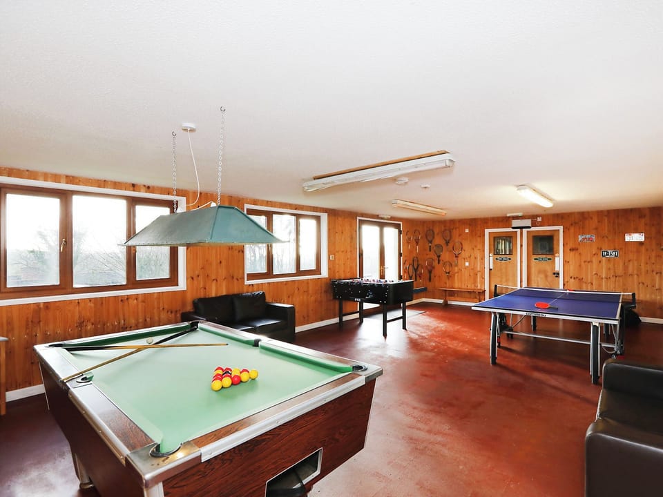 Games room | Rowan - North Hill Cottages, Barnstaple