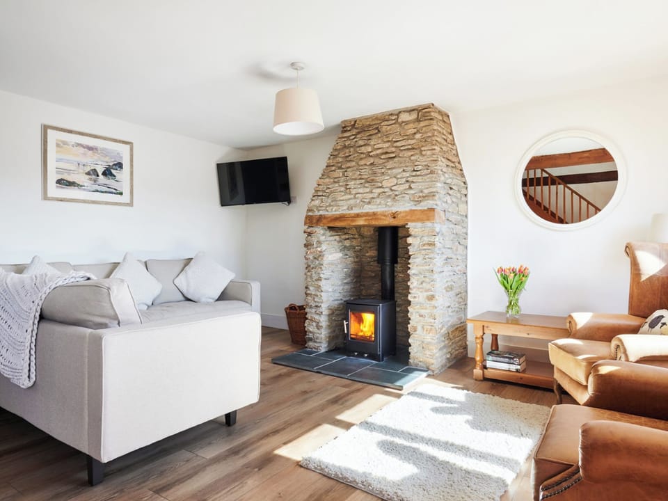 Open plan living space | Willow - North Hill Cottages, Barnstaple