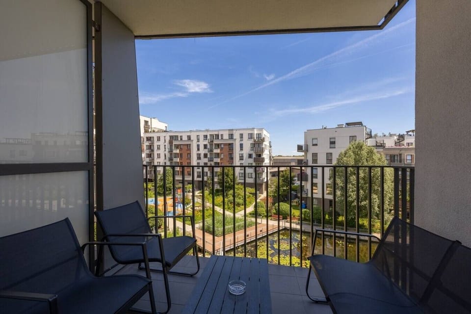 Cozy Apartment near Airport in Warsaw | Book Now with RENTUJEMY.COM`