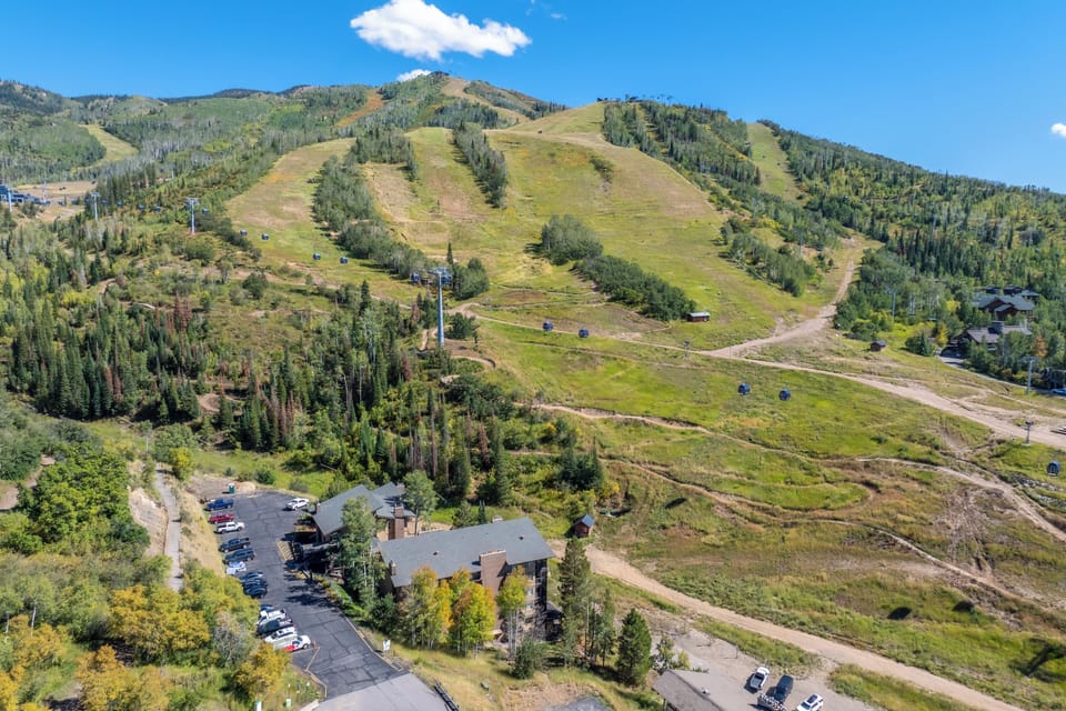 Storm Meadows East