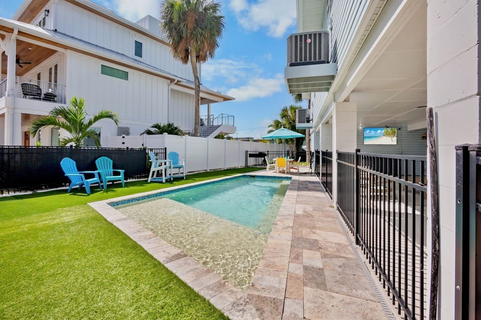 MI Island Time by Anna Maria Island Accommodations
