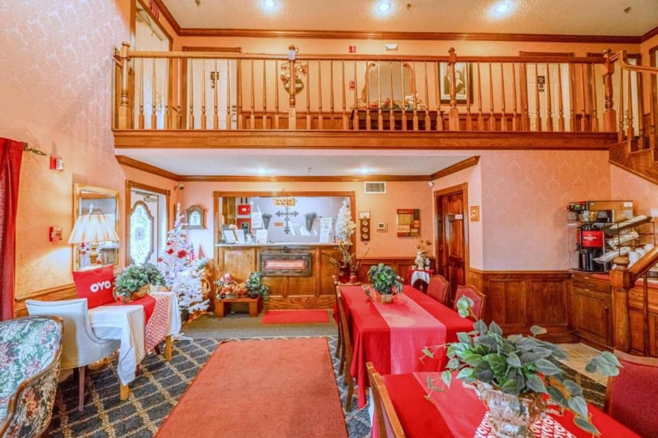 Entrance / Reception