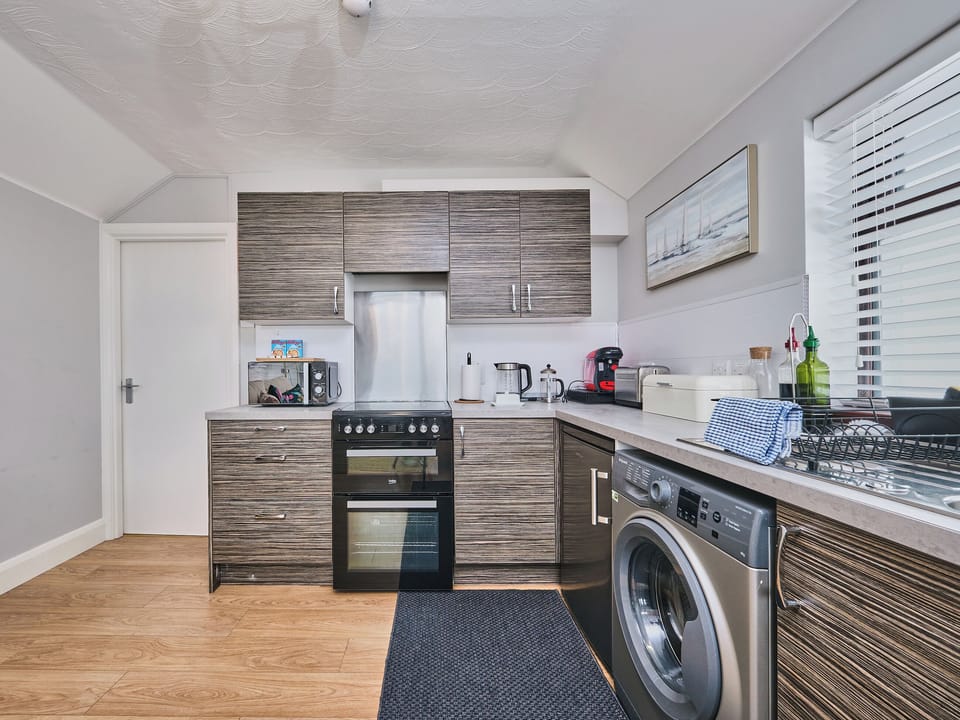 Kitchen | No.4 Golf Terrace Apartments - Portrush By The Sea, Portrush