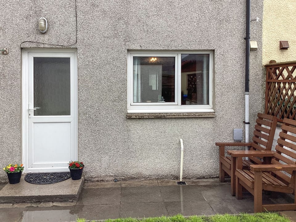 Exterior | Georgies, Balintore