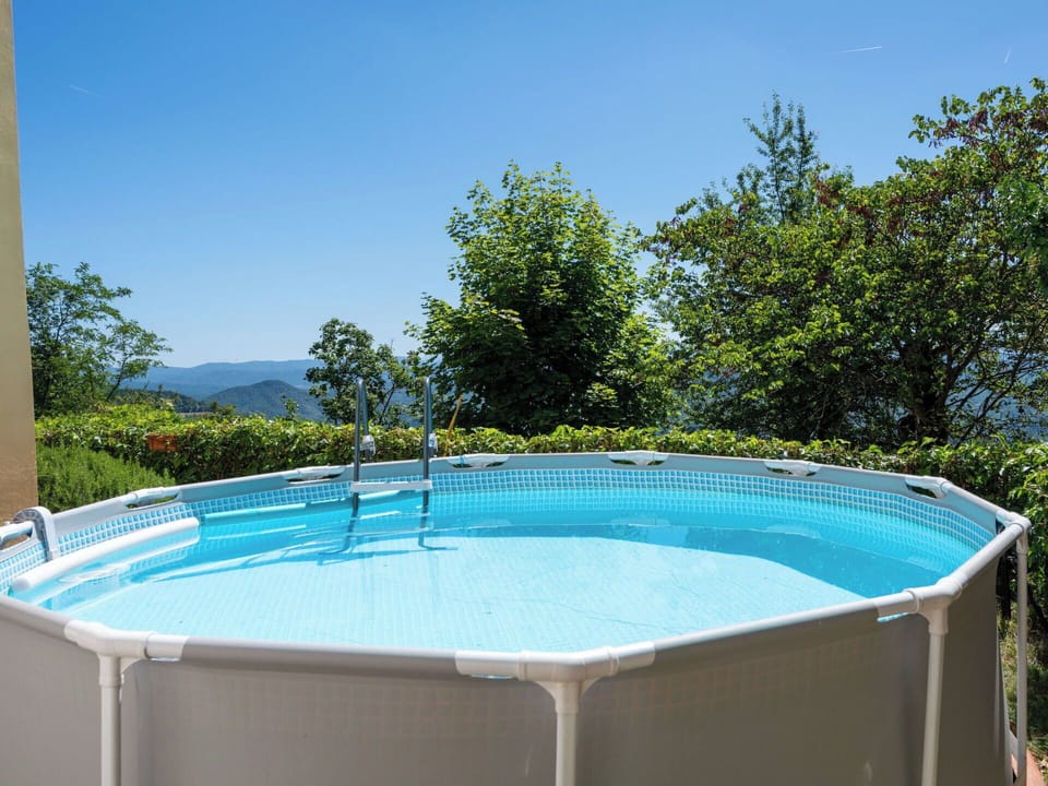 Swimming Pool, Residential Area, Thermae, Resort, Composite Material, Leisure, Estate, Artificial Turf, Hacienda, Villa