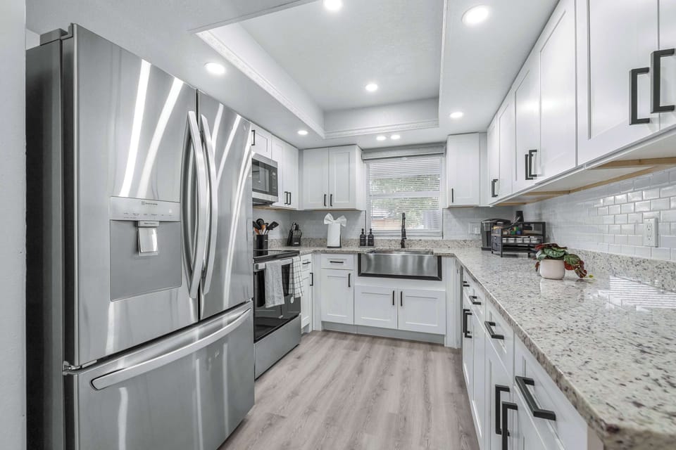 Fully equipped kitchen for meals and memories