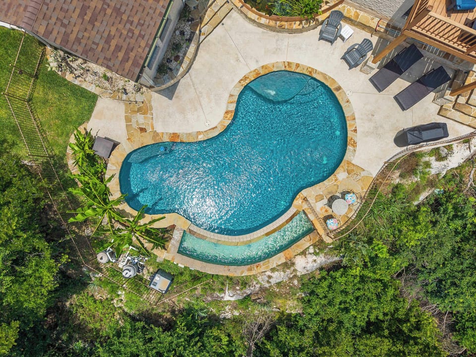 Lake View Arial | Pool | Patio | BBQ Grill