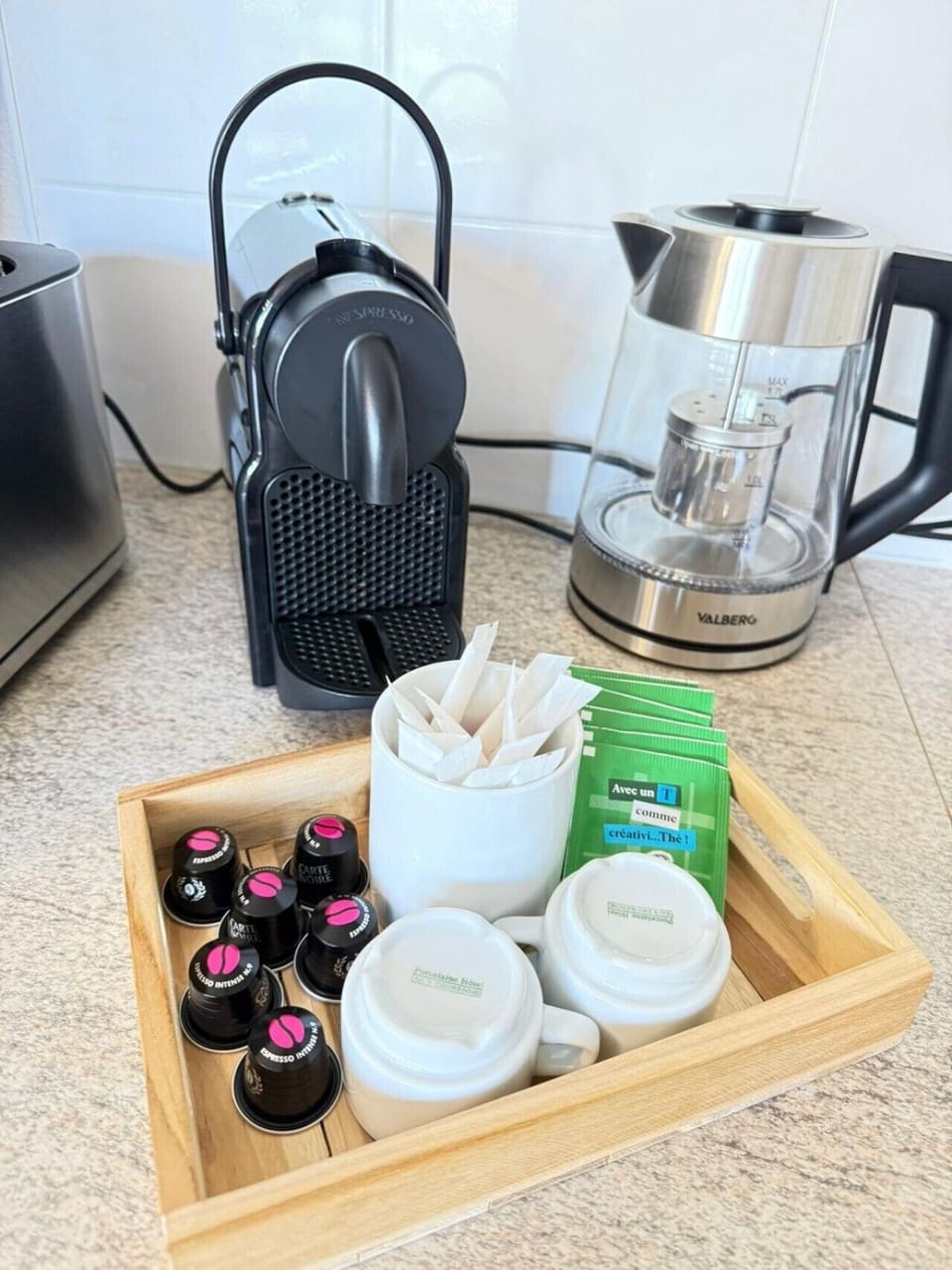 Dégustez un bon café ou thé à votre arrivée -  cafetière Nespresso