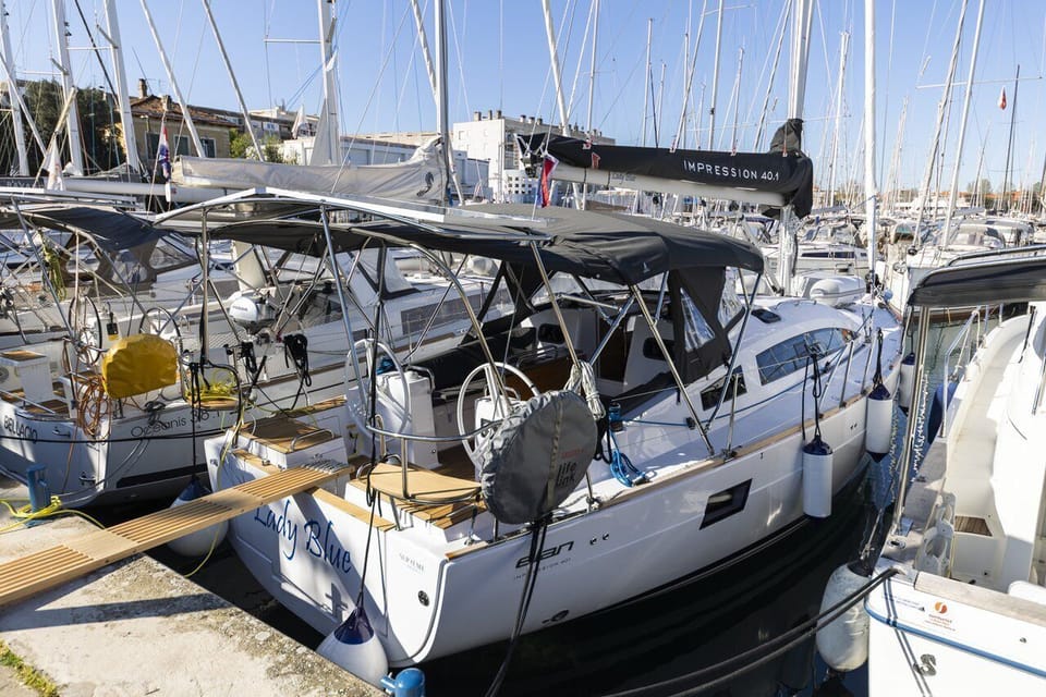 Marina