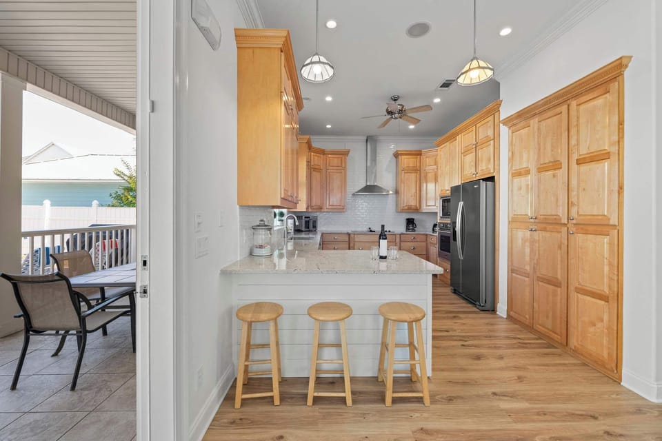 The open kitchen makes it easy to keep everyone connected.