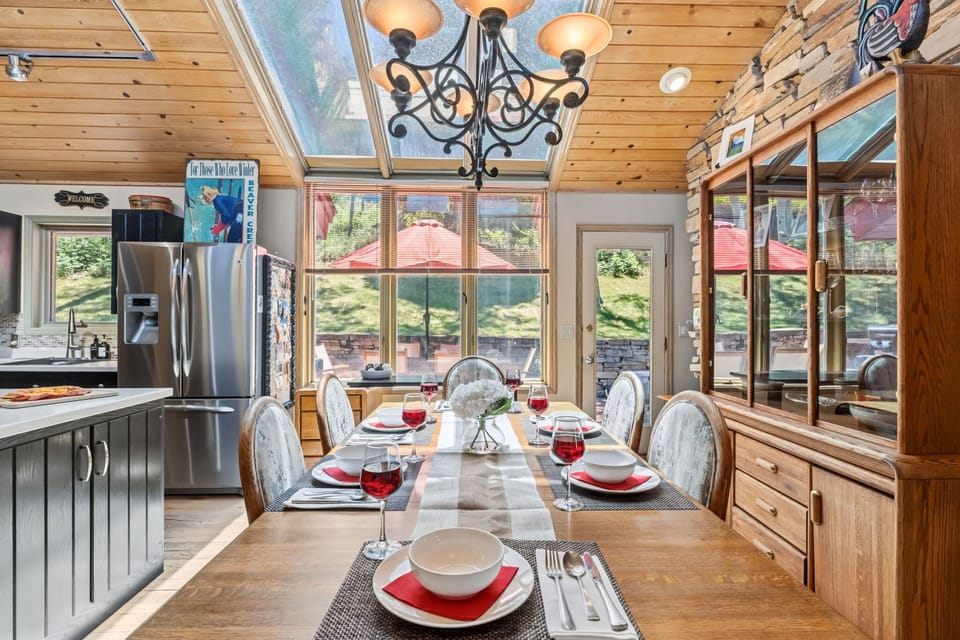 Dining room 1