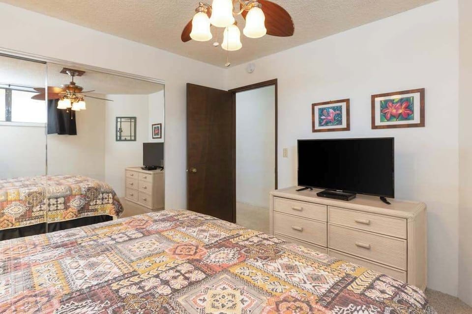 King Bedroom with TV & Dresser