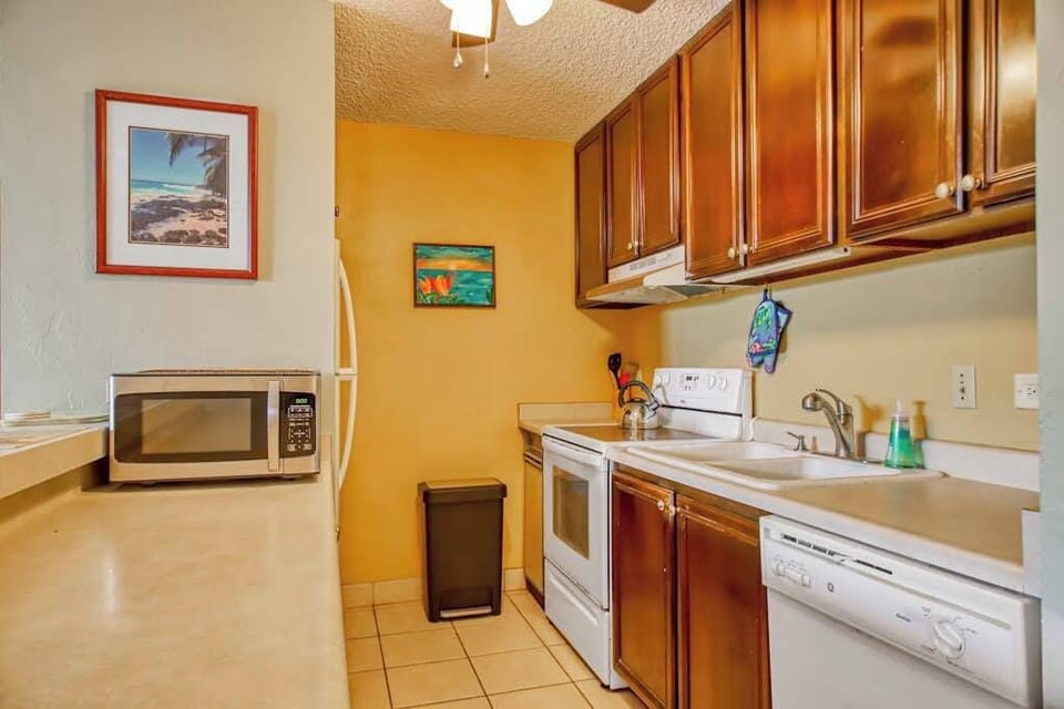 Fully Equipped Kitchen For Easy Meals