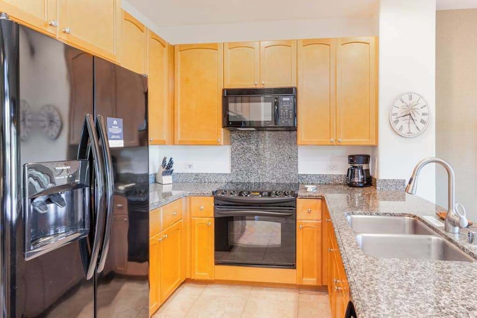 Fully equipped kitchen with ample storage