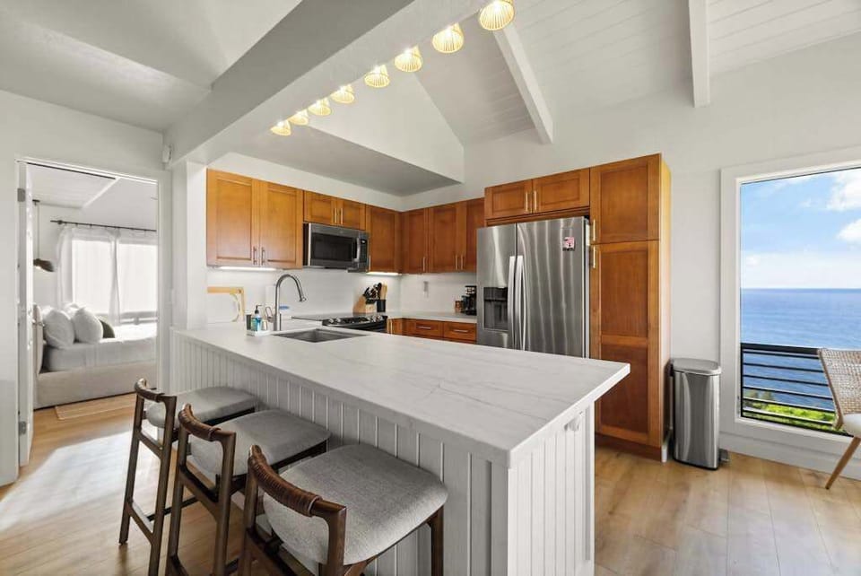 Fully equipped kitchen with everything you need for an extended stay