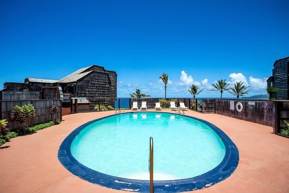 Community ocean front pool