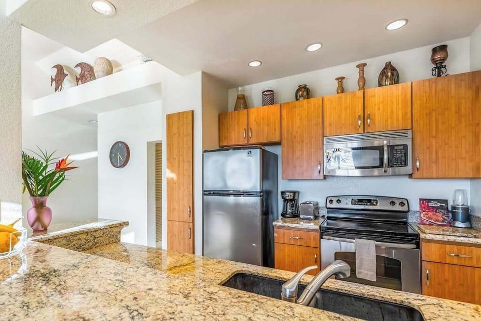 Spacious Kitchen With Modern Appliances