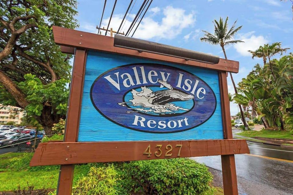 Welcome to Valley Isle Resort
